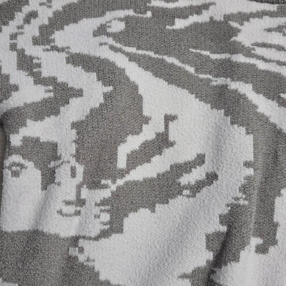 Abstract Pattern Sweater Cropped William Rast Large - Picture 5 of 8